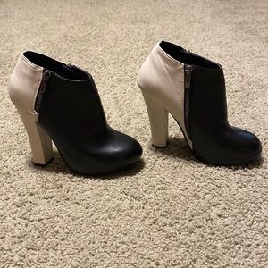 Black and white booties size 6.5